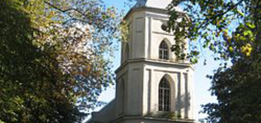 Skuodo širdyje atgimsta kultūros židinys – restauruojama evangelikų liuteronų bažnyčia