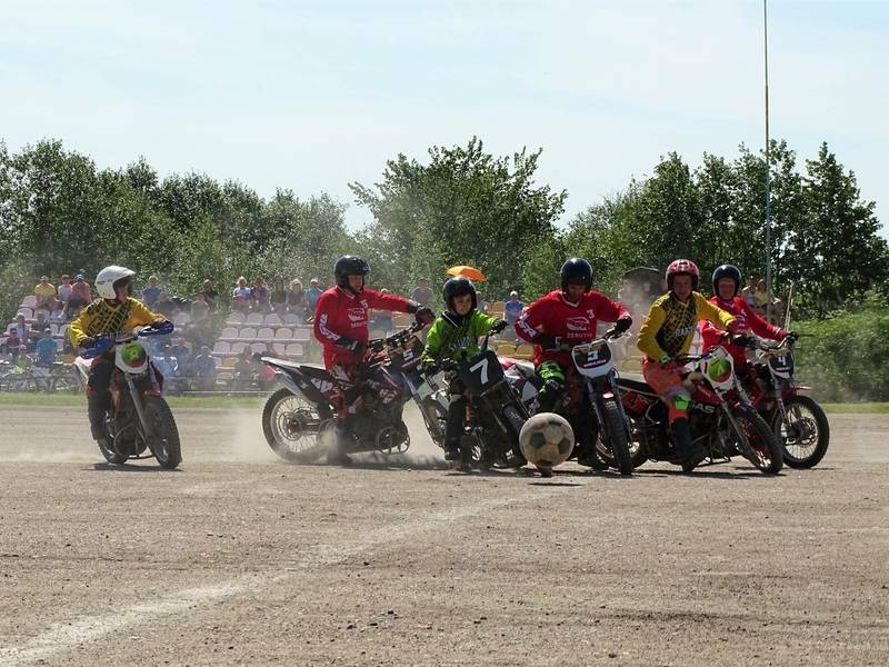 Motobolo turnyras. Skuodo "Bartuva"-Kierspe "Tornado" (Vokietija)